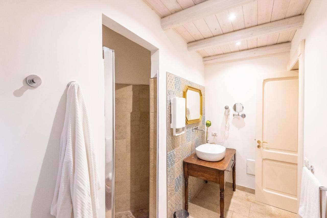 Rubichi 6 - Old Town Apartment Sit Lecce Buitenkant foto