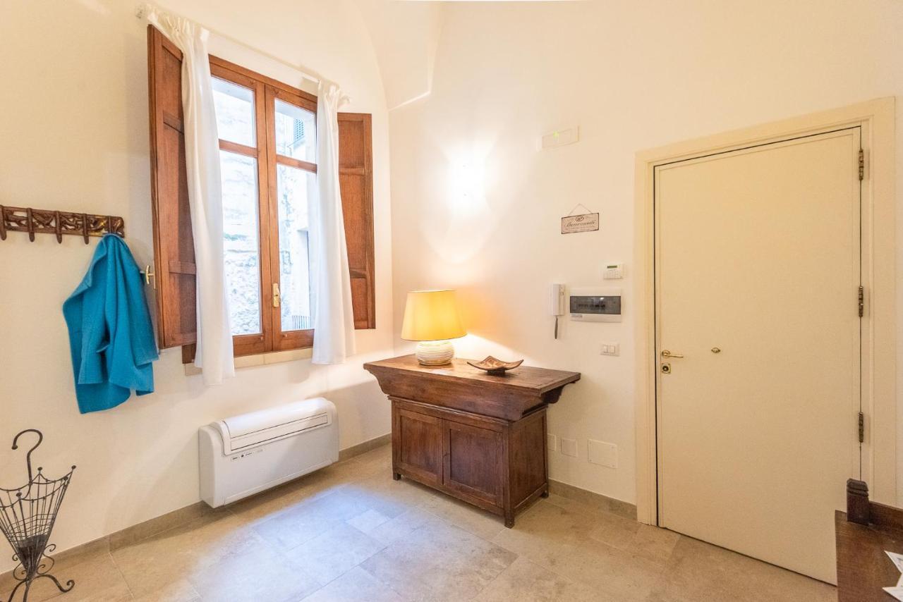 Rubichi 6 - Old Town Apartment Sit Lecce Buitenkant foto