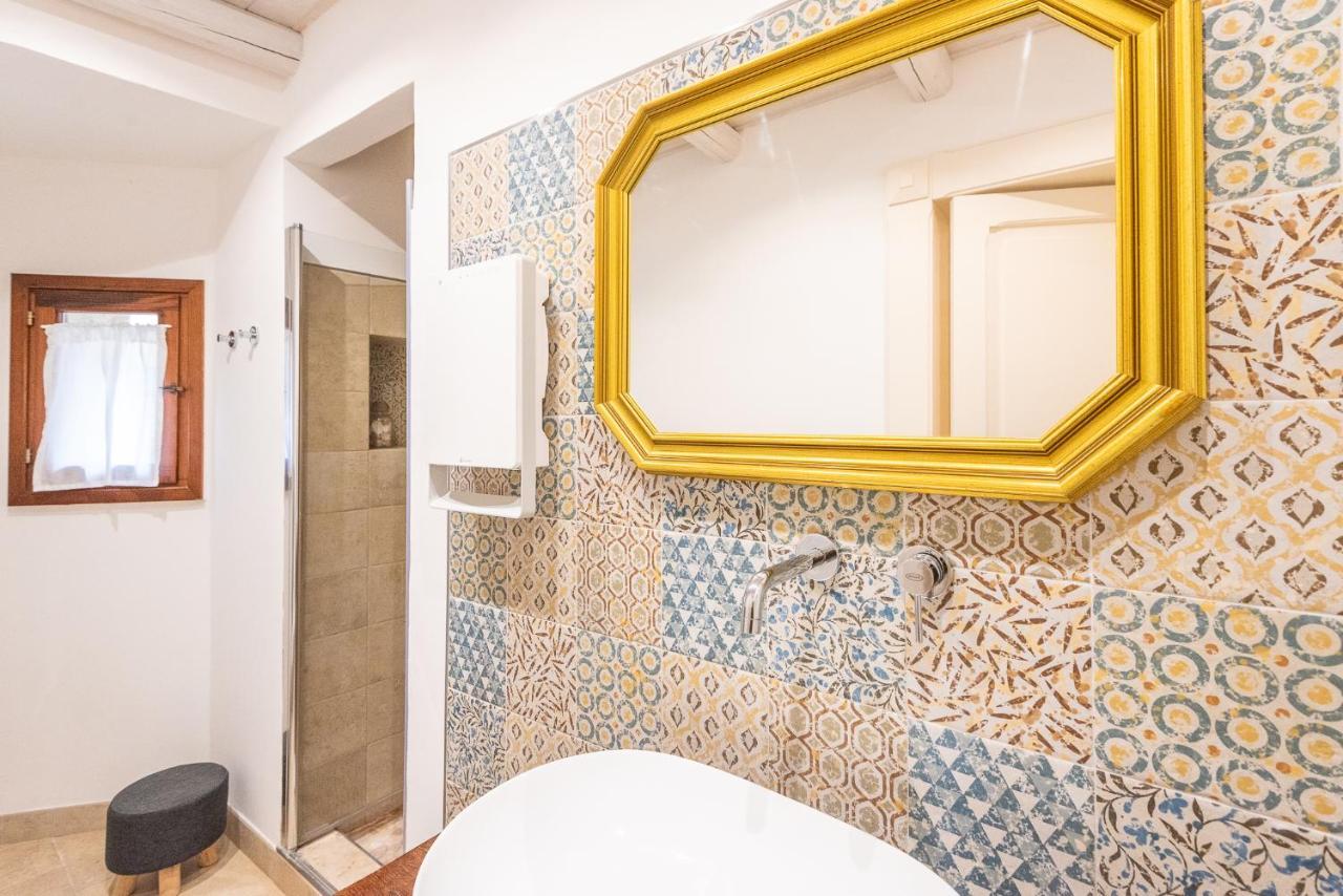 Rubichi 6 - Old Town Apartment Sit Lecce Buitenkant foto