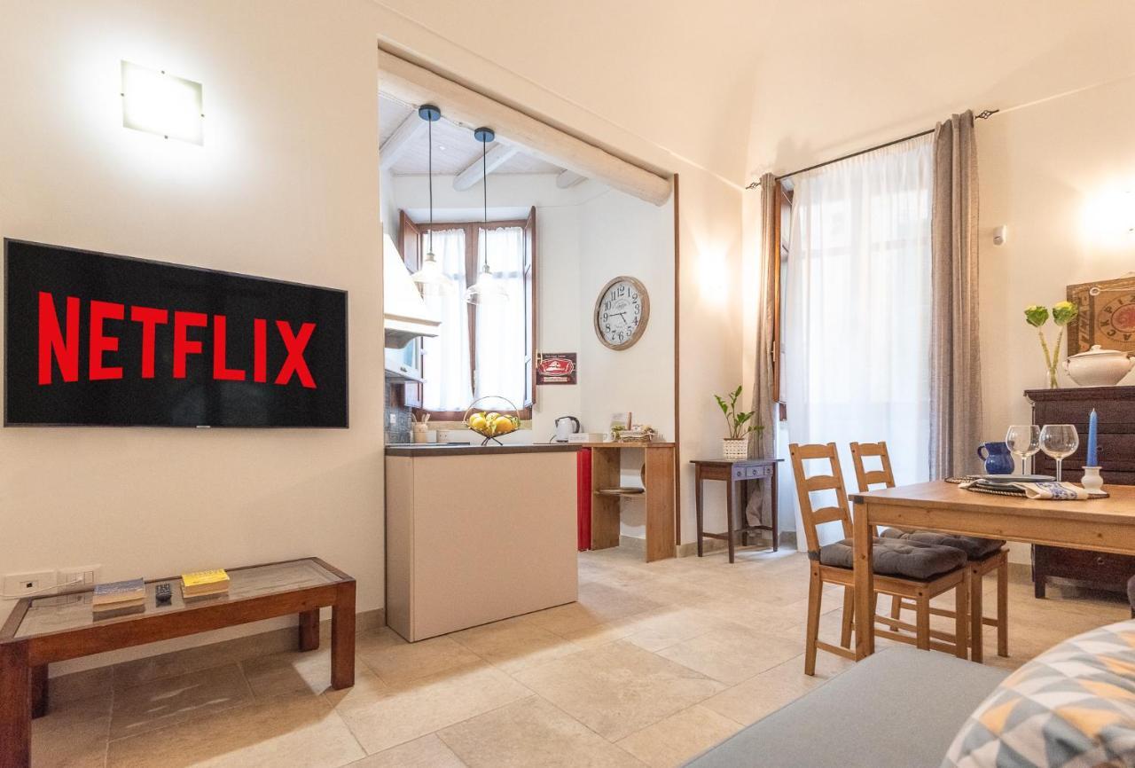 Rubichi 6 - Old Town Apartment Sit Lecce Buitenkant foto